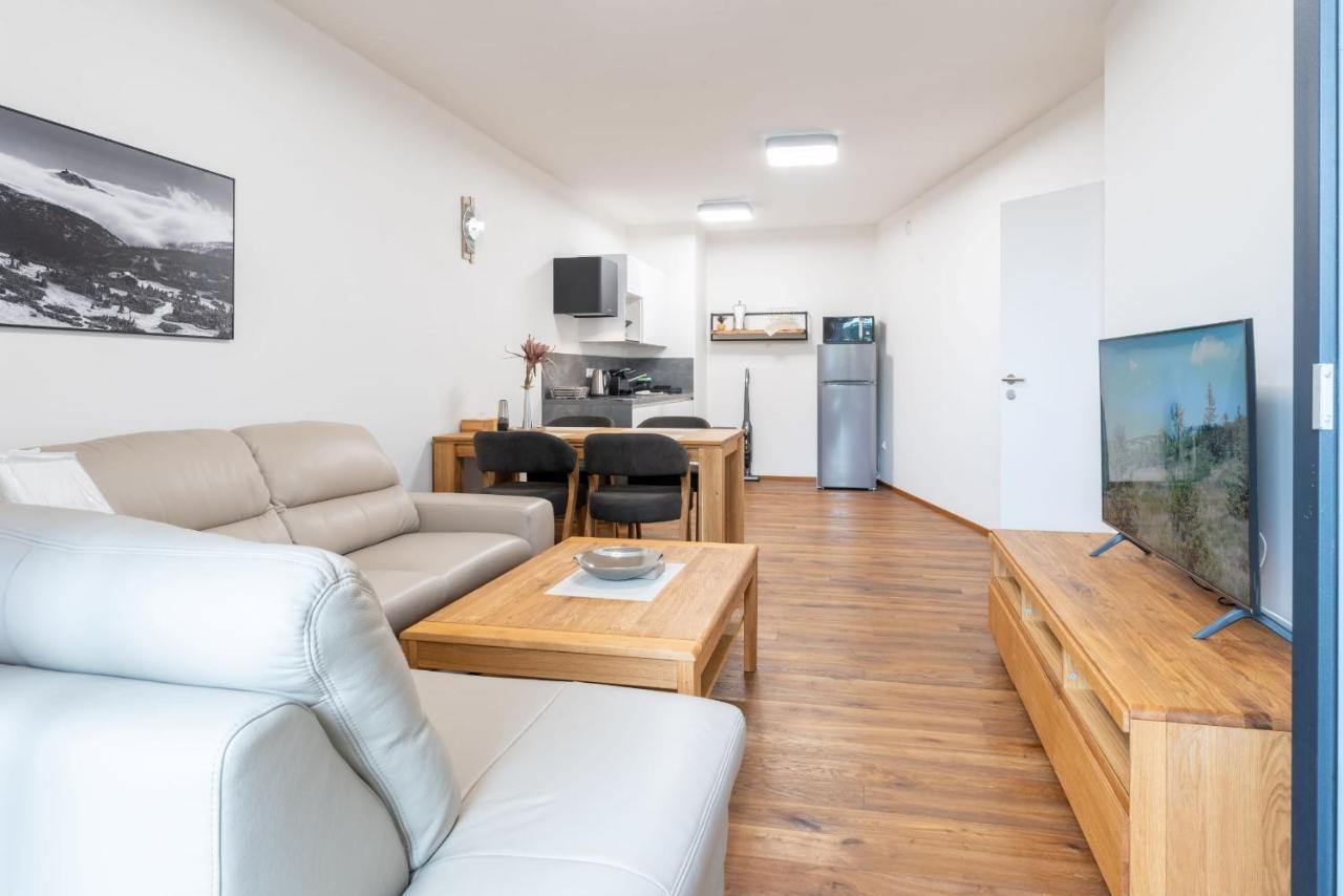 Apartmany Resort Vrchlabí Eksteriør bilde